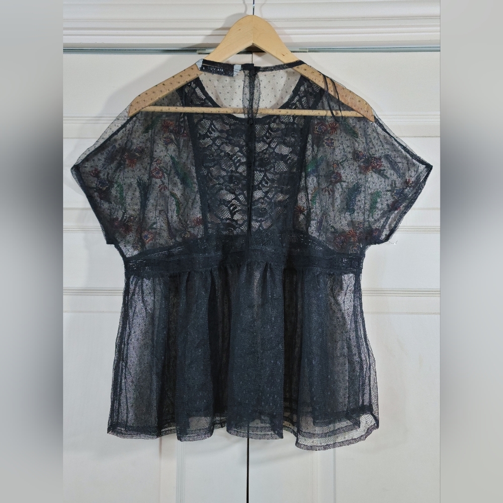 Zara Black Sheer Embroidered Feathers & Flowers Blouse Gem